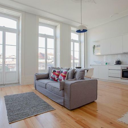 Downtown Spacious Studio Porto Ngoại thất bức ảnh
