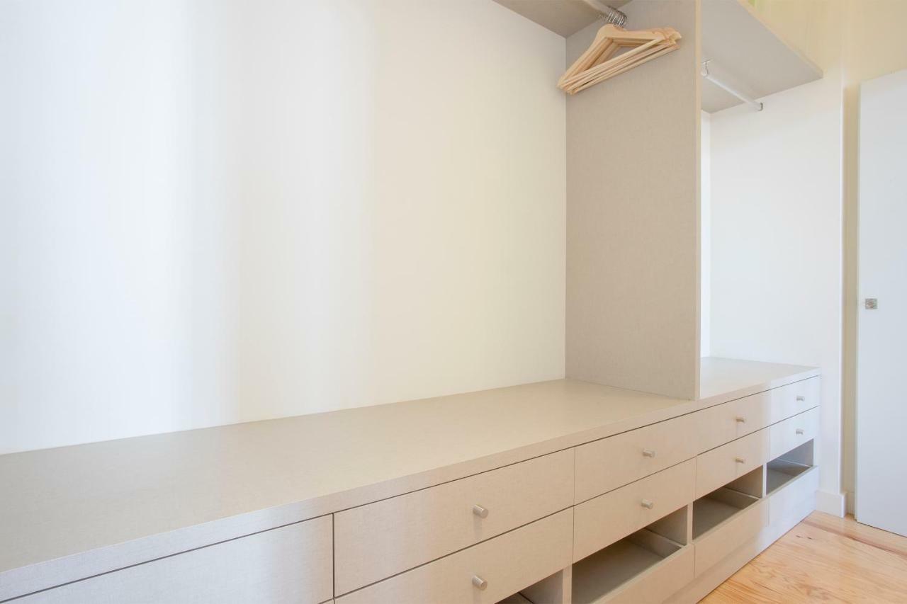 Downtown Spacious Studio Porto Ngoại thất bức ảnh