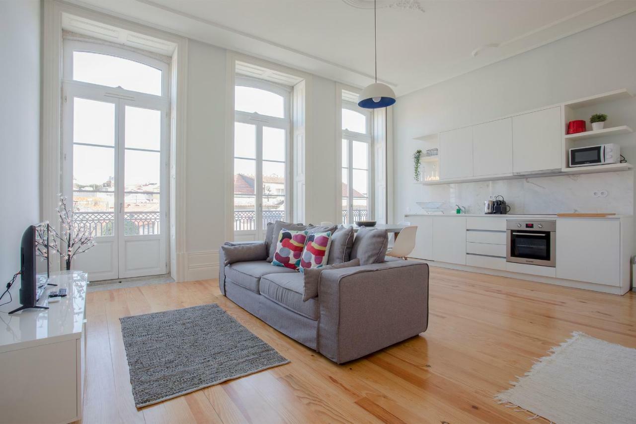 Downtown Spacious Studio Porto Ngoại thất bức ảnh